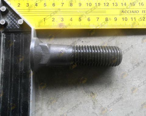 Болт среднего ножа 175-71-11454